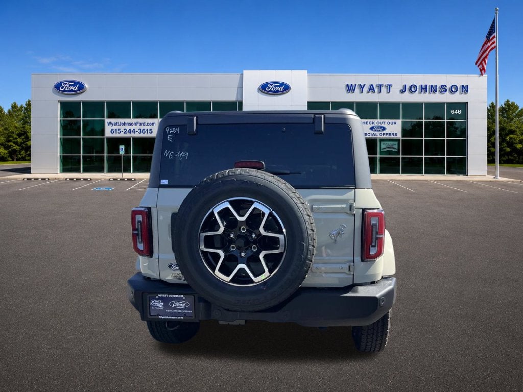 2026 Ford Bronco Outer Banks