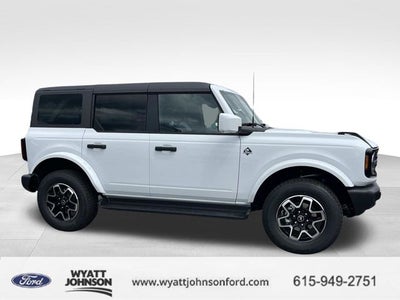 2026 Ford Bronco Outer Banks