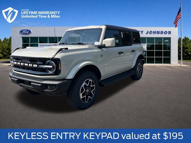 2026 Ford Bronco Outer Banks