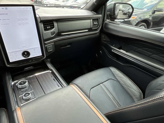 2022 Ford Expedition Max Platinum
