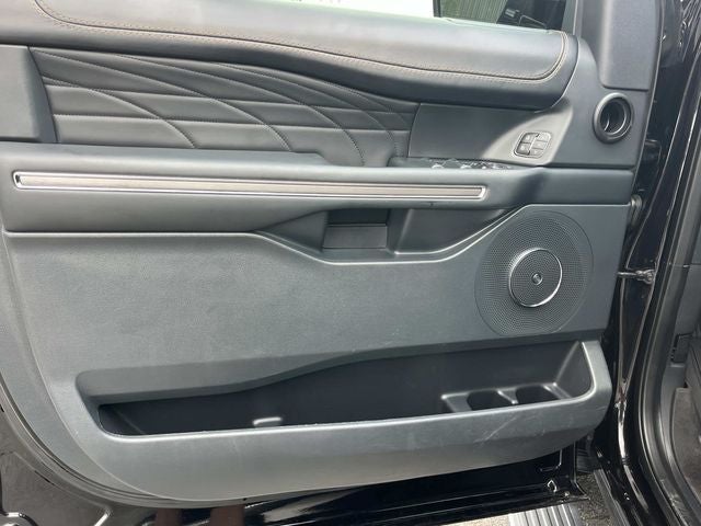 2022 Ford Expedition Max Platinum