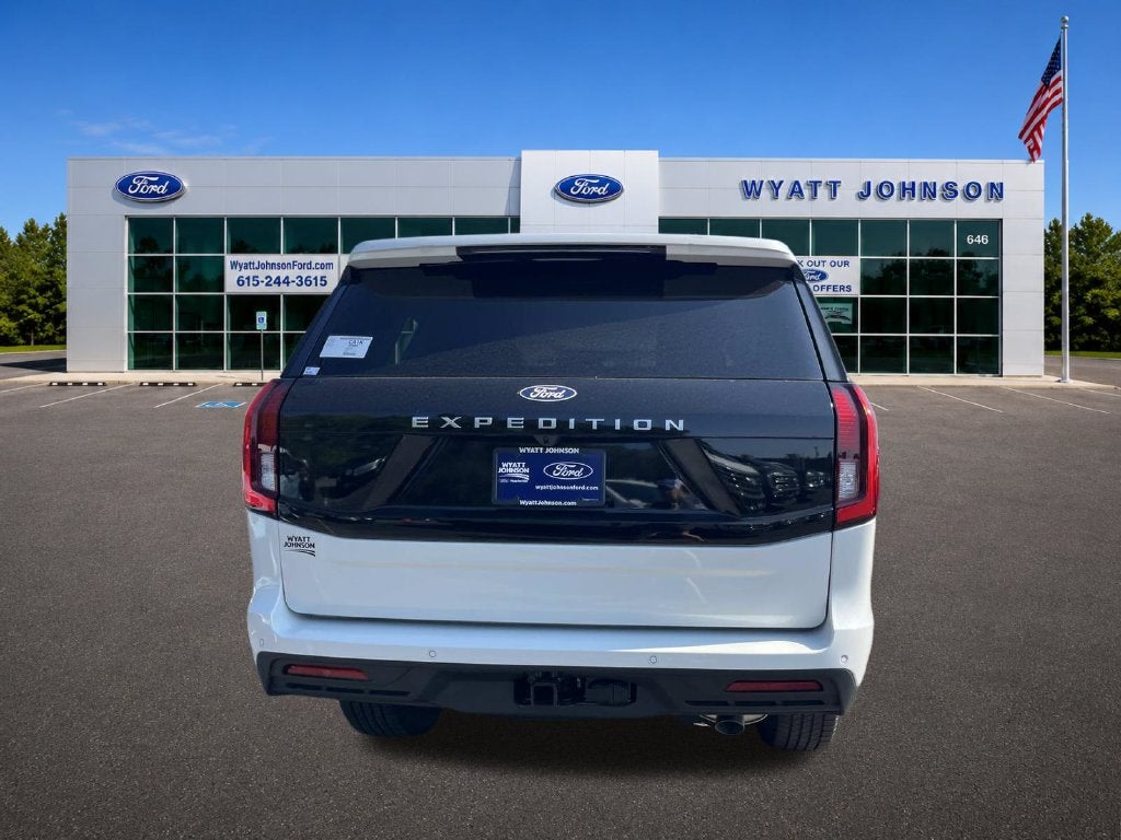 2027 Ford Expedition Active