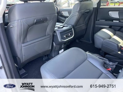 2026 Ford Expedition Active