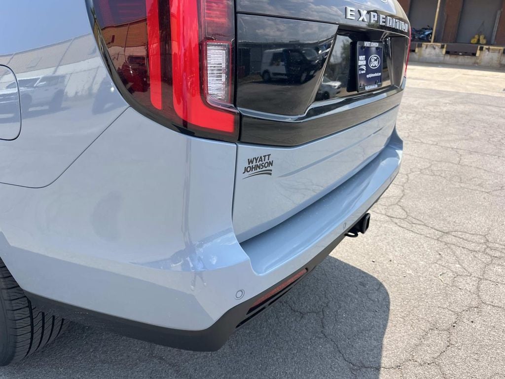 2027 Ford Expedition Active