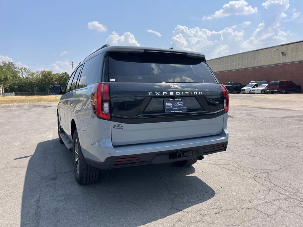 2027 Ford Expedition Active