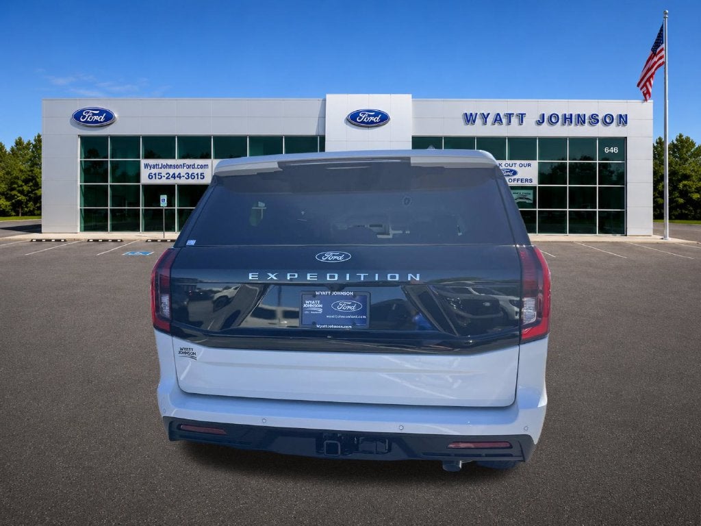 2027 Ford Expedition Active