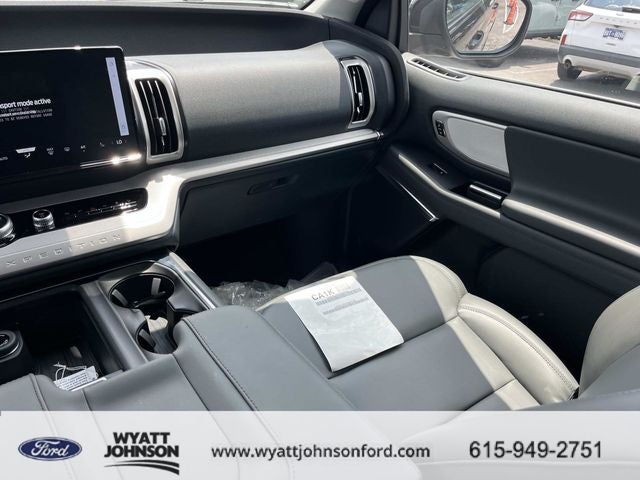 2027 Ford Expedition Active