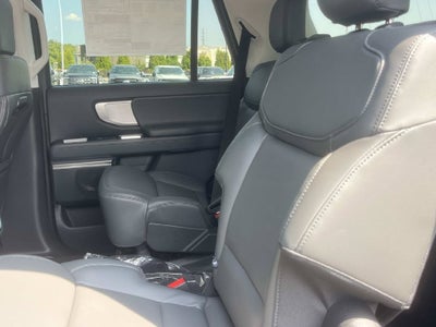 2027 Ford Expedition Active