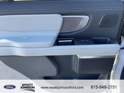 2025 Ford Expedition Platinum