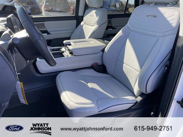 2025 Ford Expedition Platinum