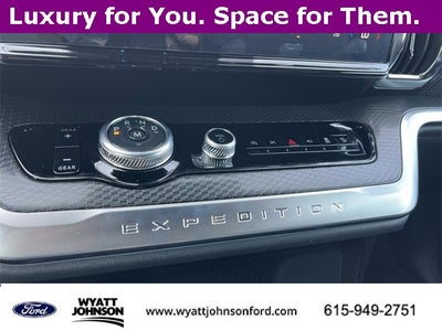 2025 Ford Expedition Platinum