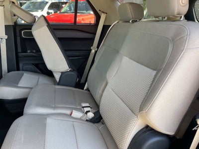 2020 Ford Explorer Base