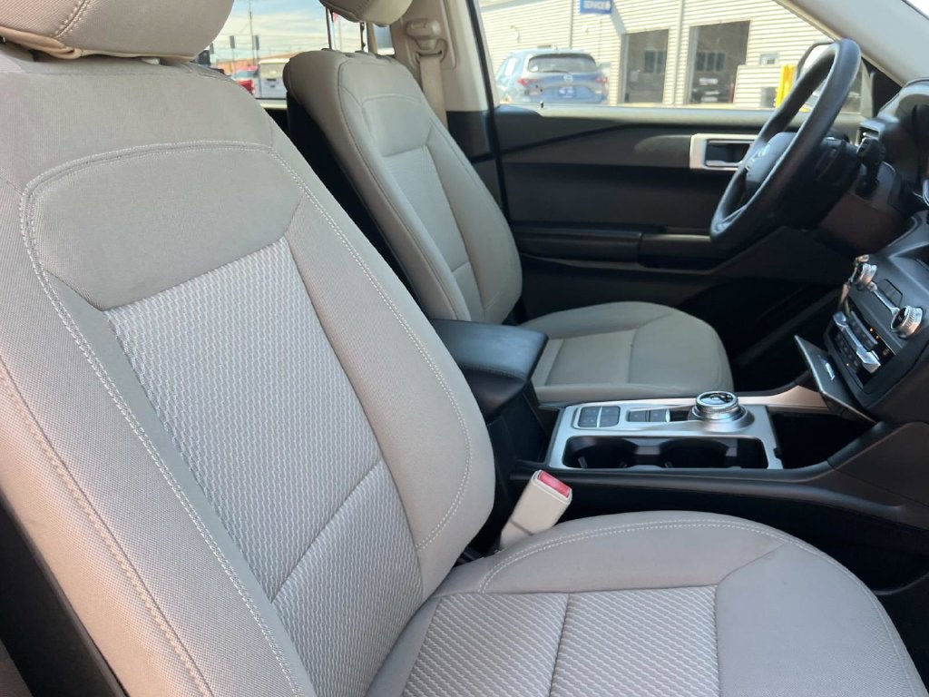 2020 Ford Explorer Base