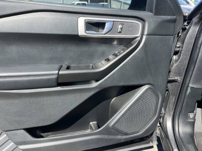 2020 Ford Explorer Base