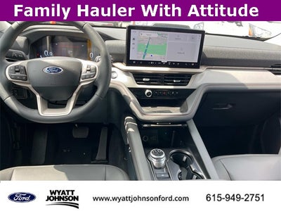 2025 Ford Explorer Active