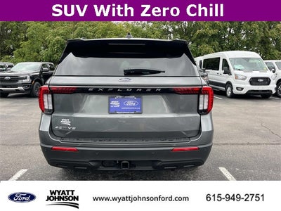 2025 Ford Explorer Active