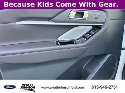 2025 Ford Explorer Platinum