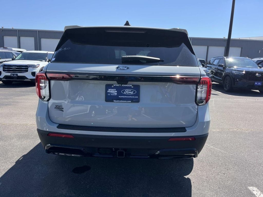 2027 Ford Explorer ST-Line