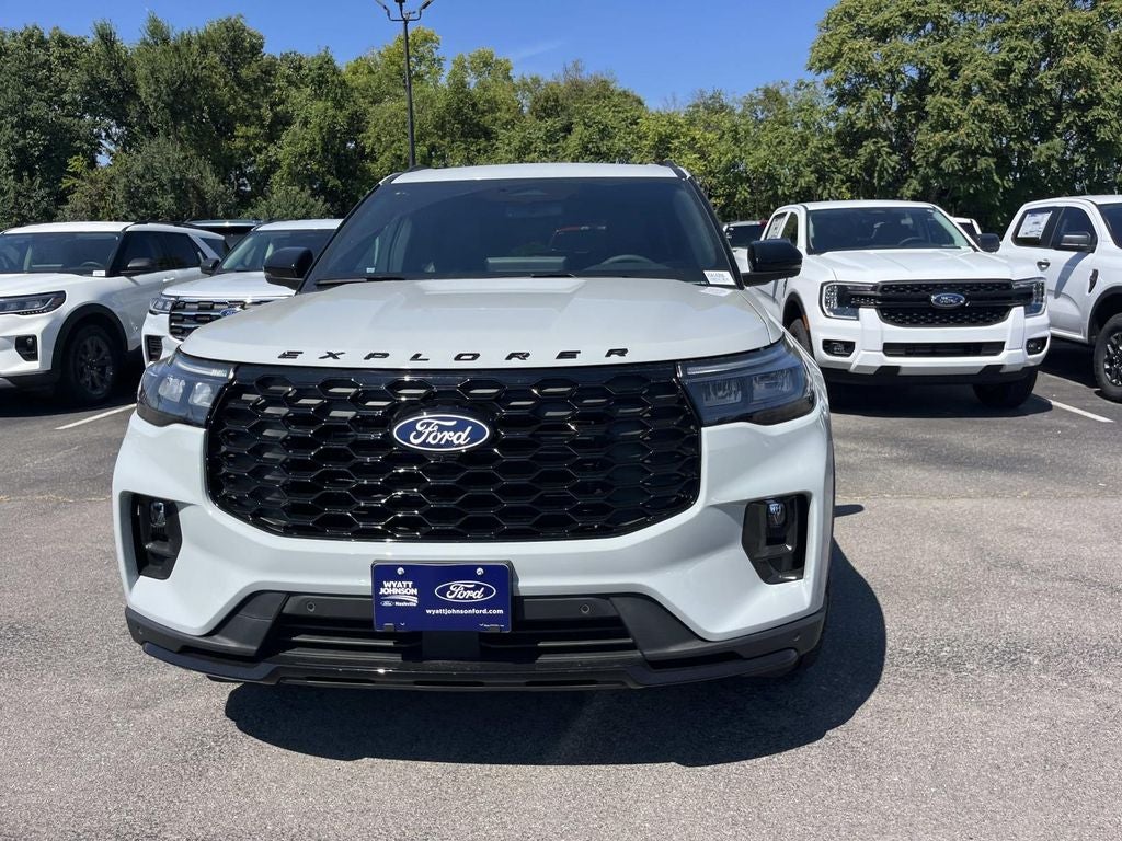 2027 Ford Explorer ST-Line