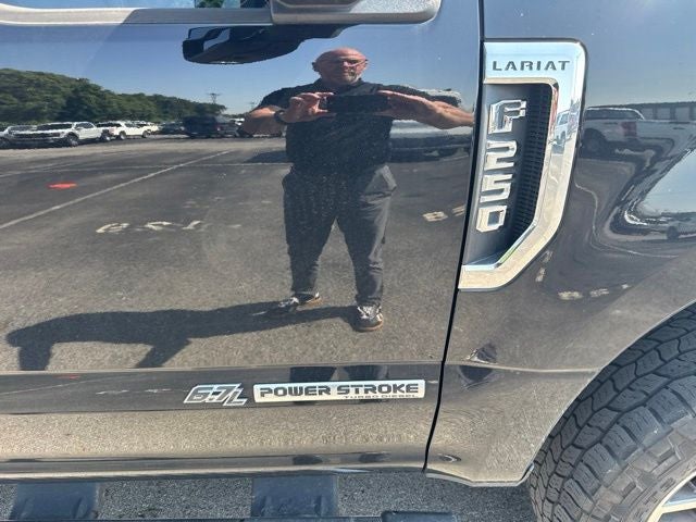 2017 Ford F-250SD Lariat