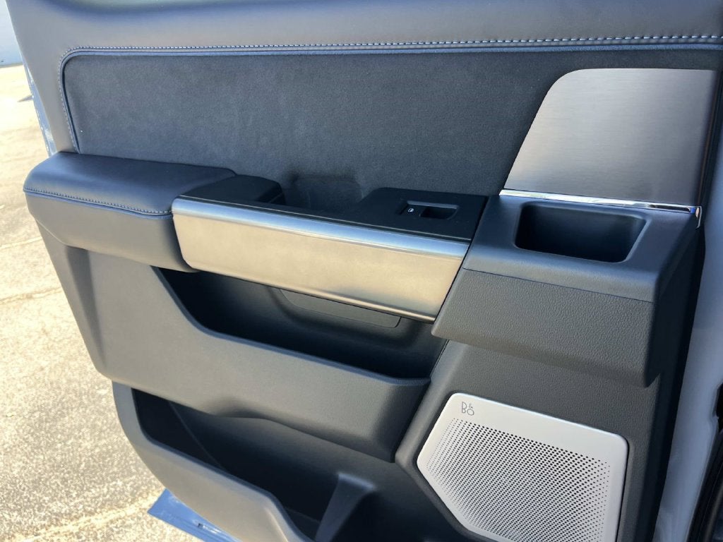 2027 Ford F-250SD Platinum
