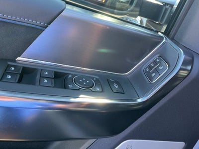 2027 Ford F-250SD Platinum