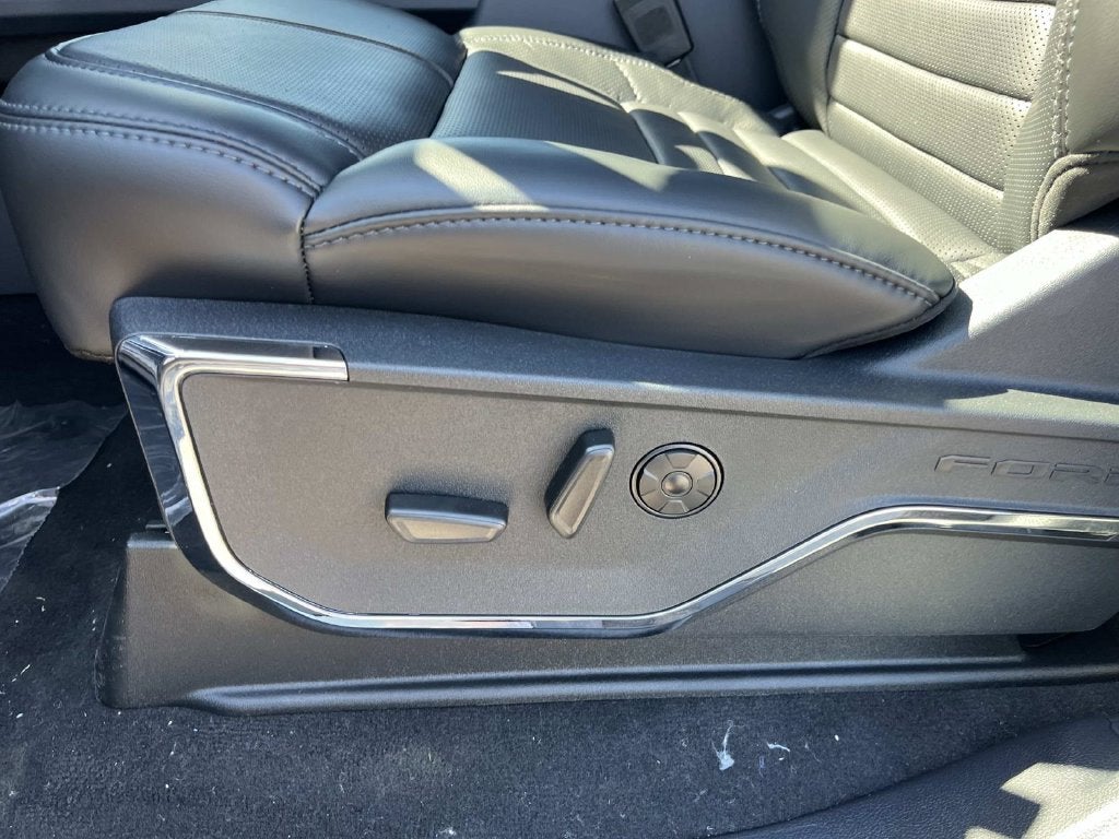 2027 Ford F-250SD Platinum