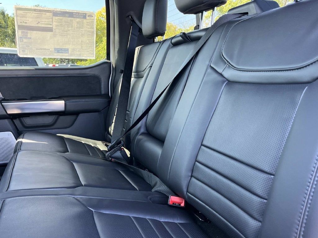 2027 Ford F-250SD Platinum