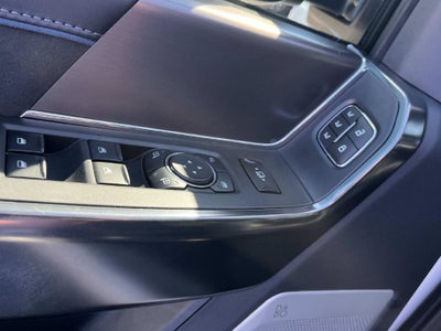 2027 Ford F-250SD Platinum