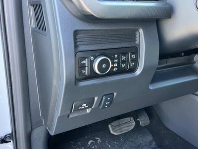 2027 Ford F-250SD Platinum