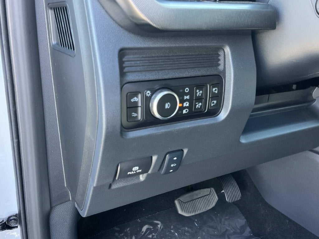 2027 Ford F-250SD Platinum