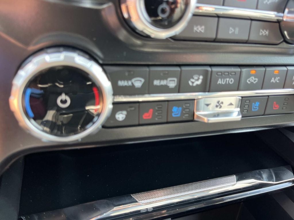 2027 Ford F-250SD Lariat