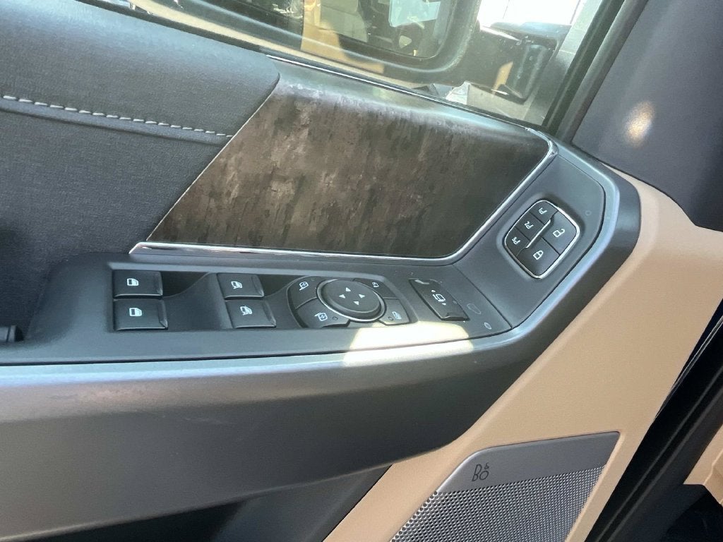 2027 Ford F-250SD Lariat
