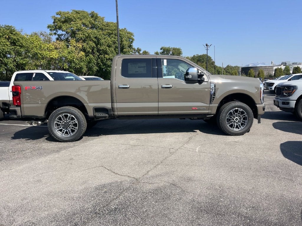 2027 Ford F-350SD Platinum