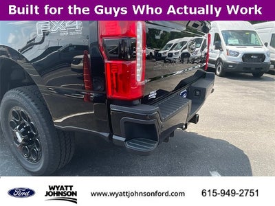 2025 Ford F-350SD Lariat