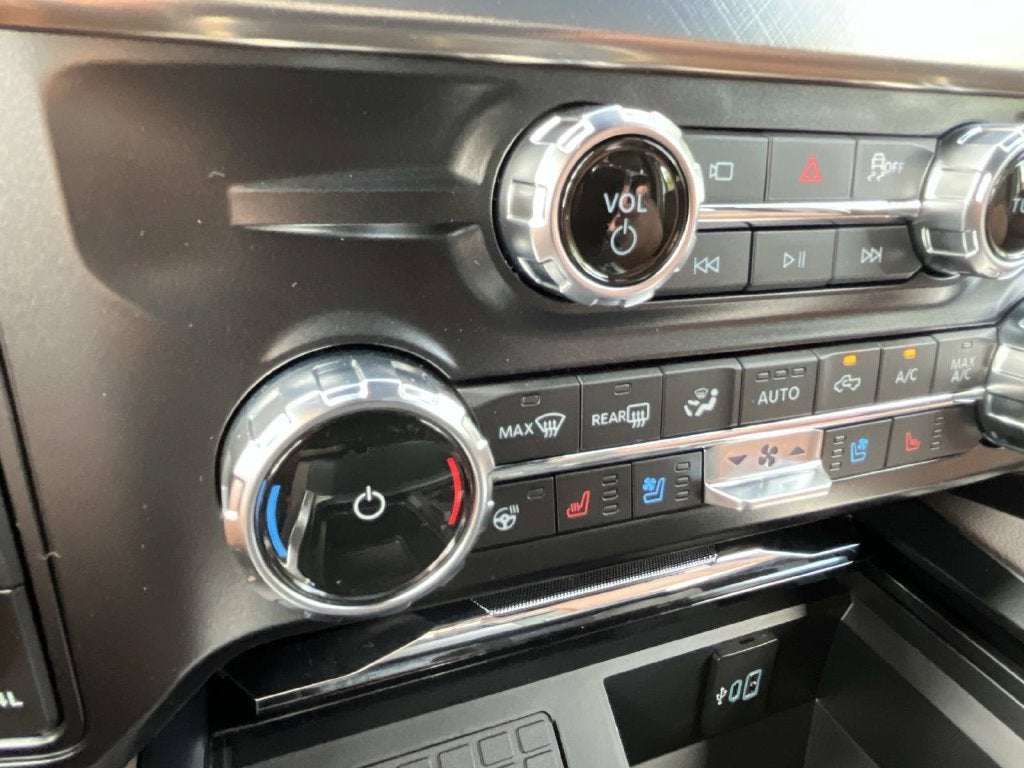 2027 Ford F-350SD King Ranch