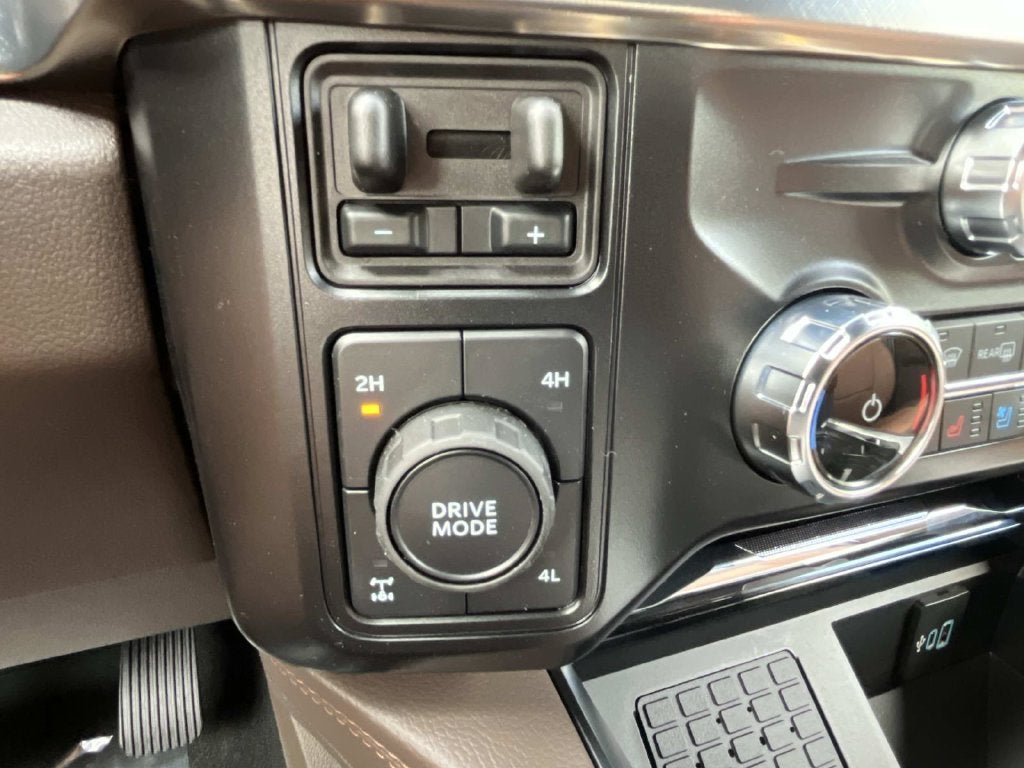 2027 Ford F-350SD King Ranch