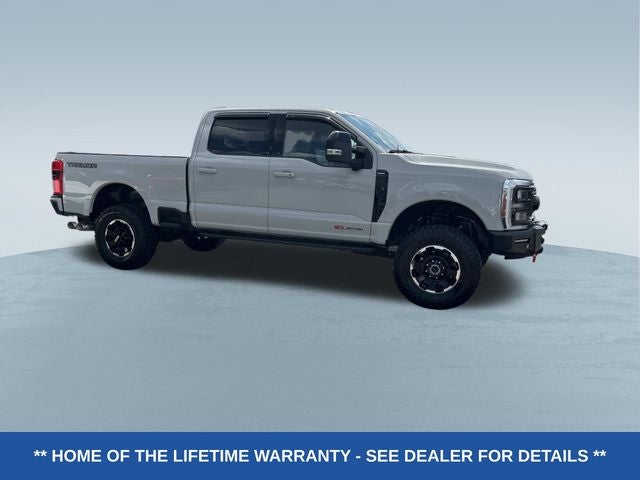 2025 Ford F-350SD Lariat