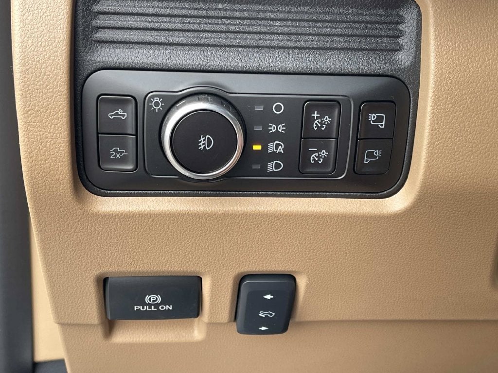2026 Ford F-350SD Lariat