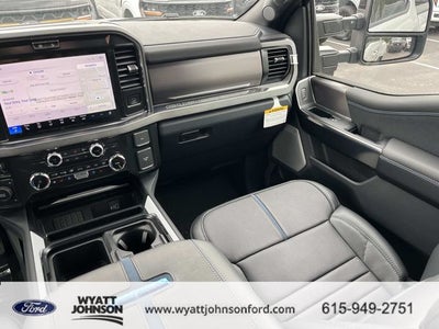 2026 Ford F-350SD Platinum DRW
