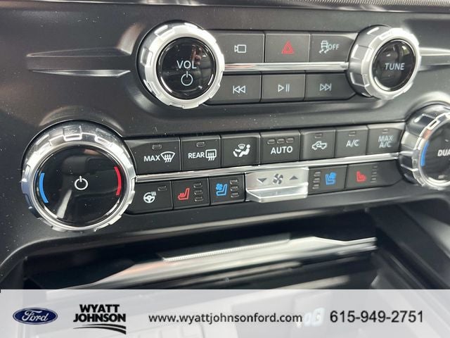 2026 Ford F-350SD Platinum DRW