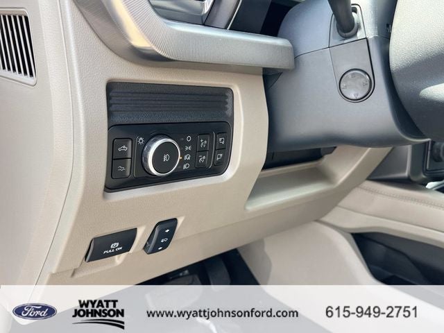 2026 Ford F-350SD Platinum DRW