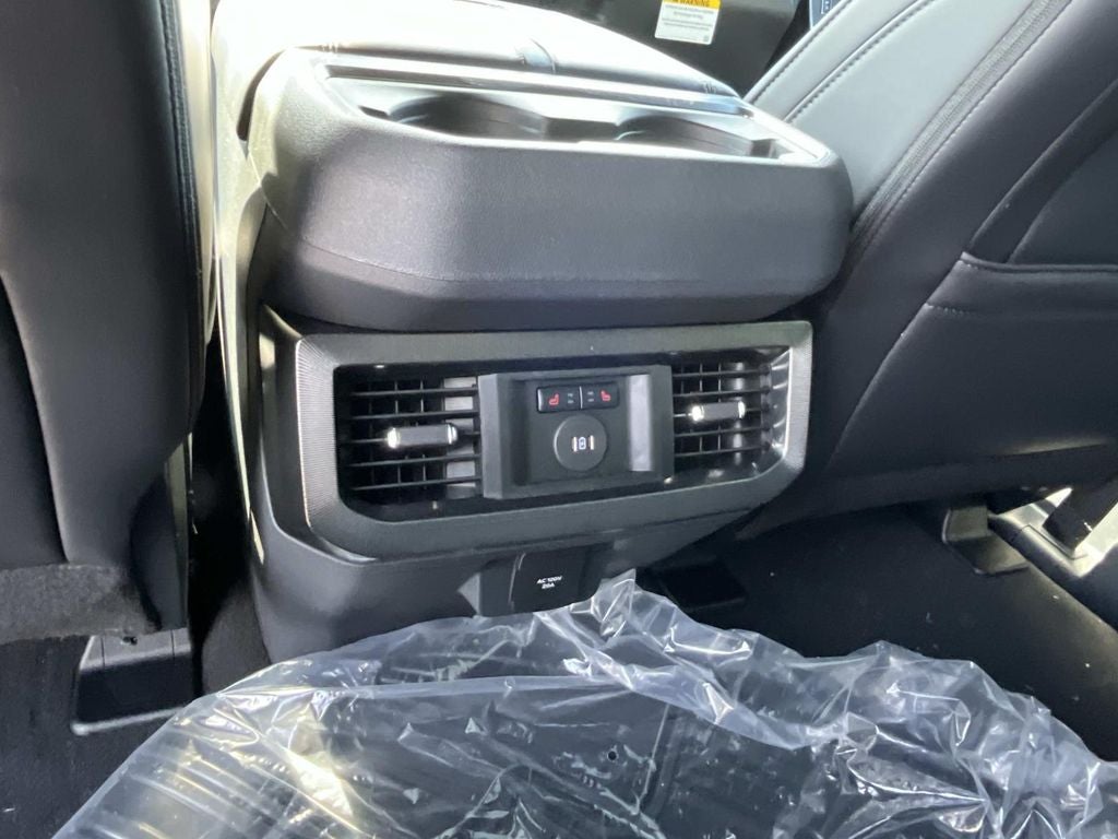 2027 Ford F-350SD DRW