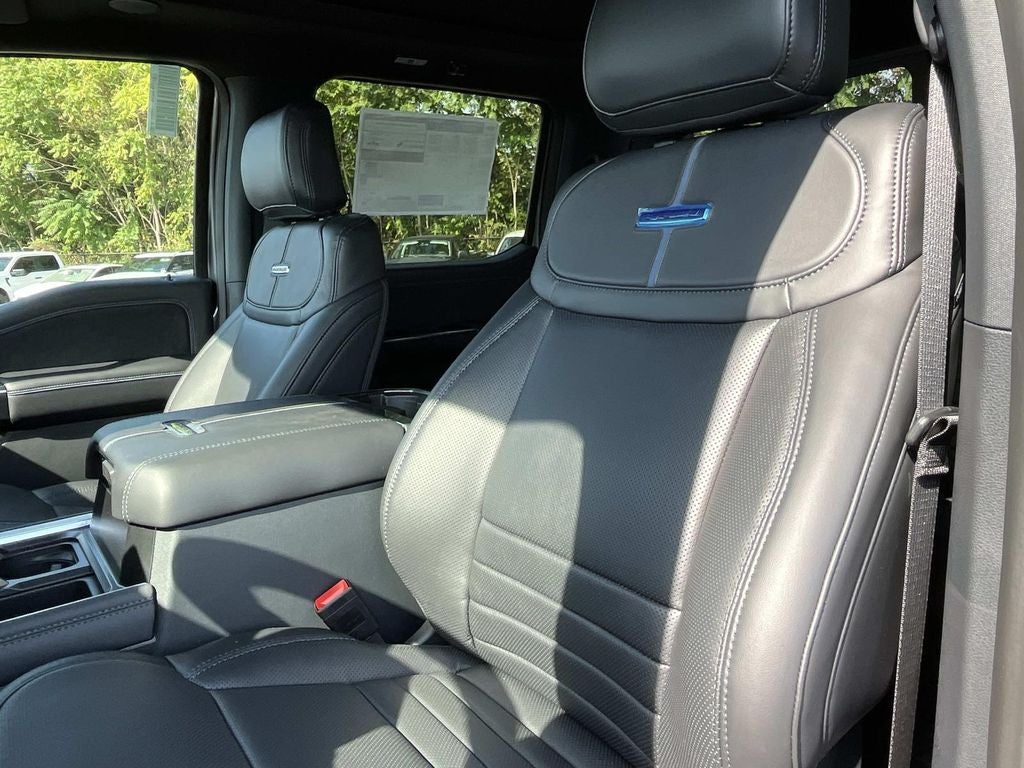 2027 Ford F-350SD DRW
