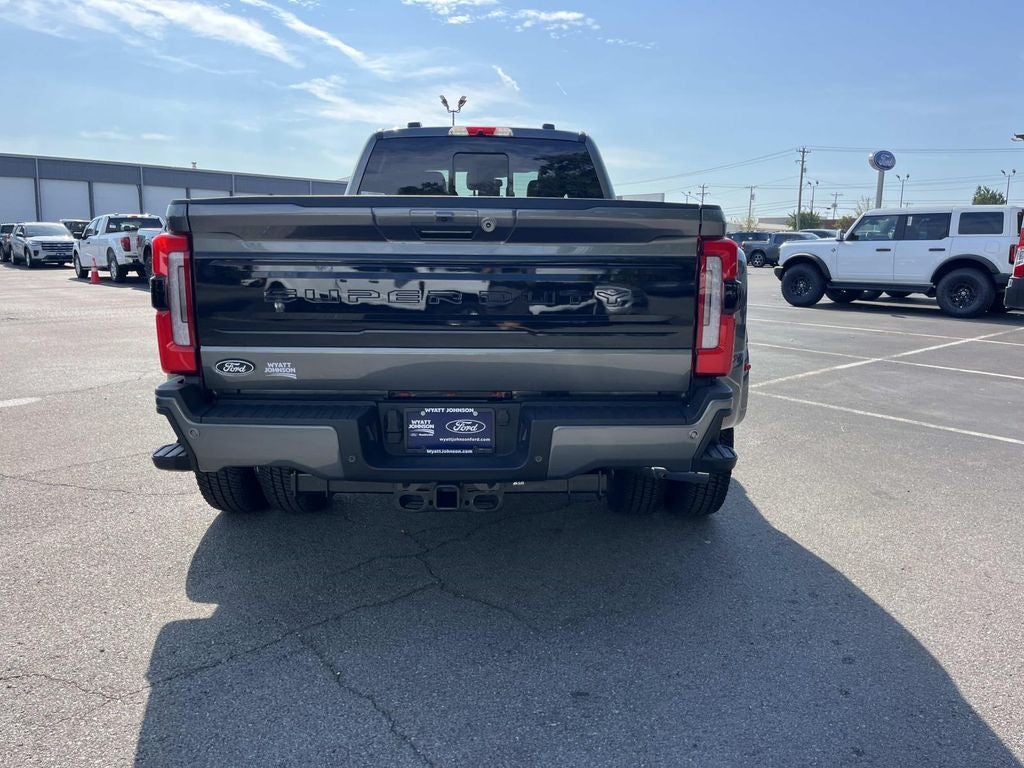 2027 Ford F-350SD DRW