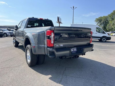 2027 Ford F-350SD DRW