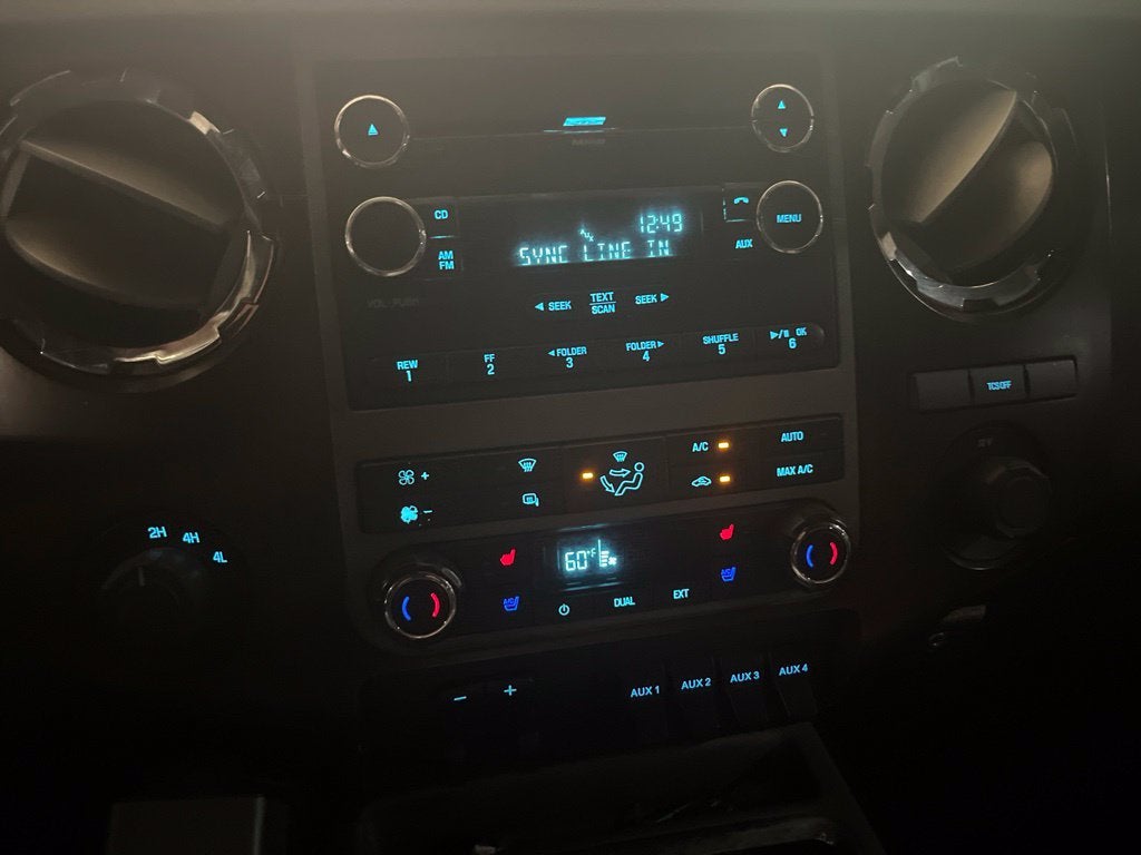 2011 Ford F-350SD Lariat DRW