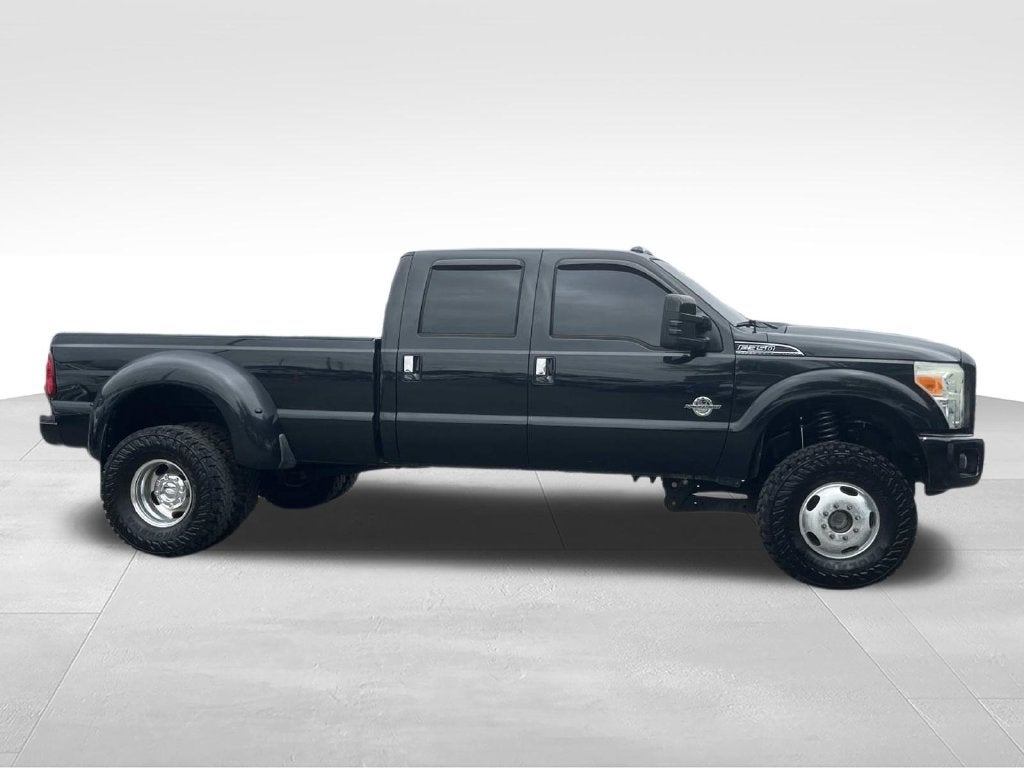 2011 Ford F-350SD Lariat DRW