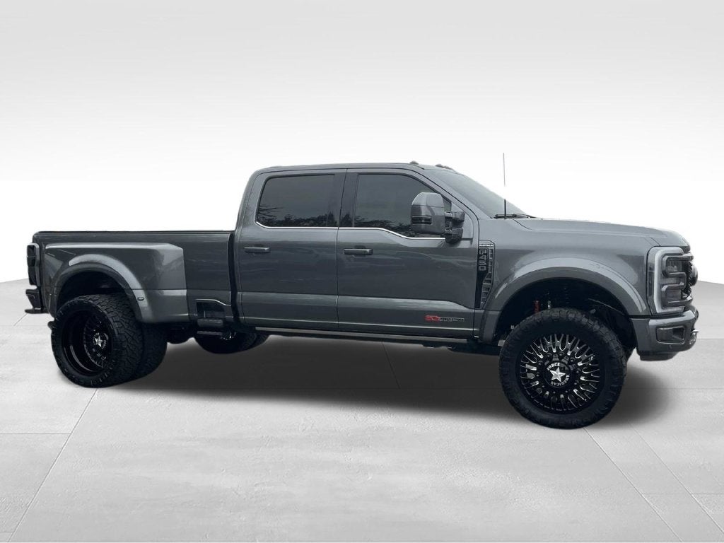 2024 Ford F-450SD Platinum DRW