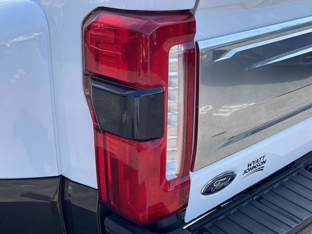 2025 Ford F-450SD King Ranch DRW